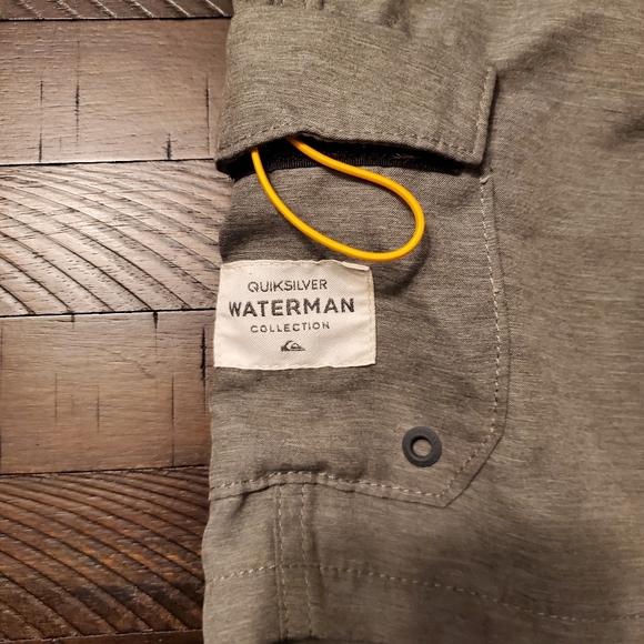 Quicksilver Waterman Hybrid Cargo Short - Picture 6 of 11